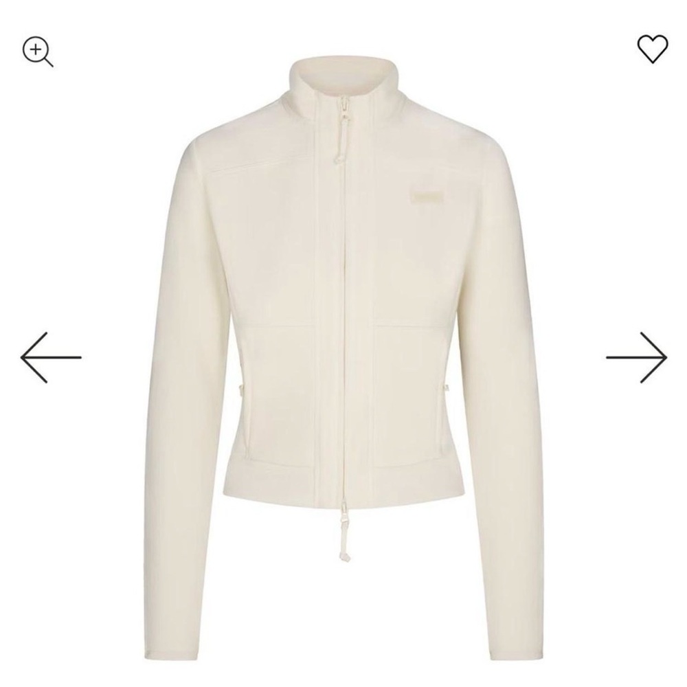 Skims outdoor fleece jacket ecru